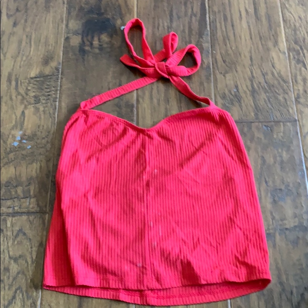 red fitted crop top, neck tie